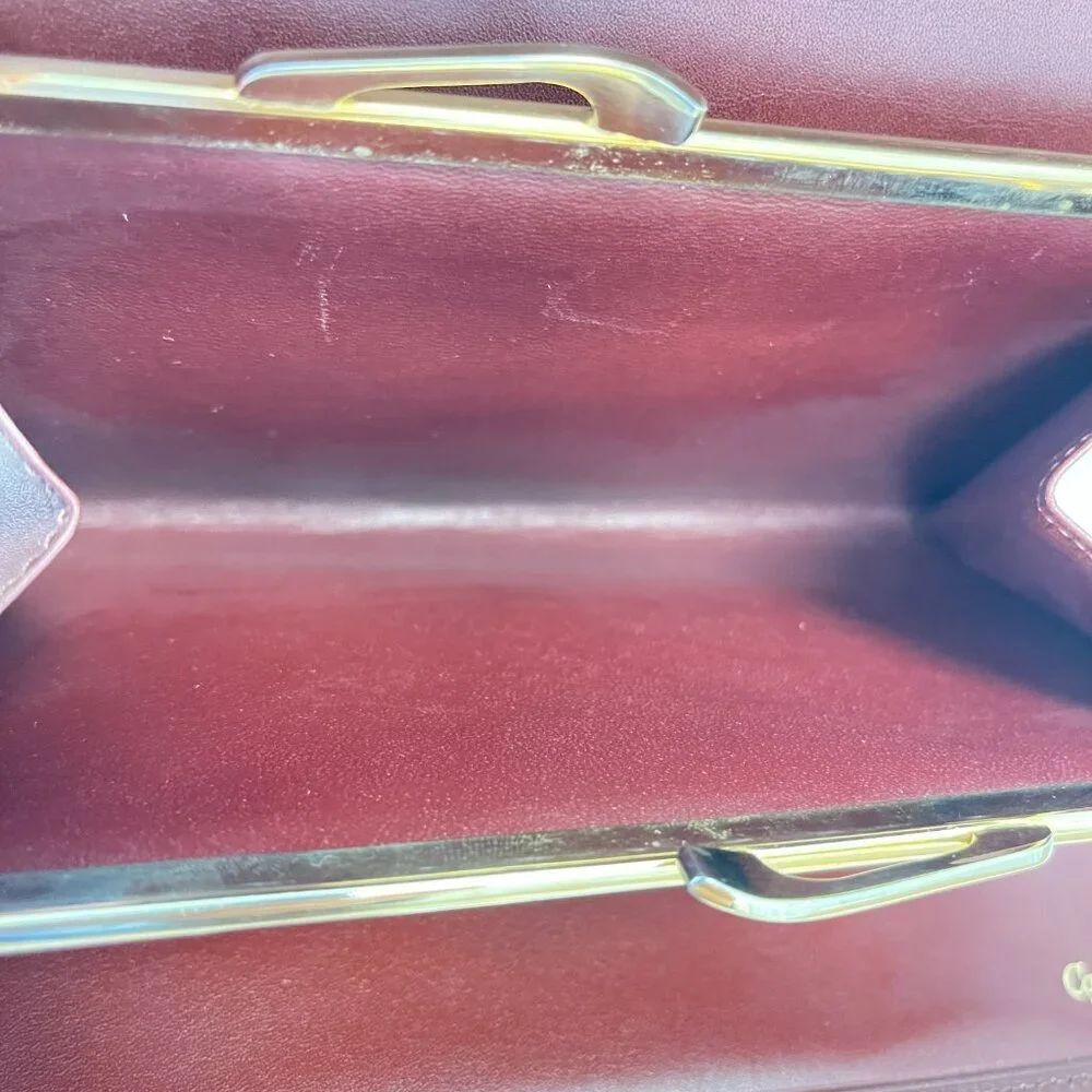 Must De Cartier Vintage Bordeaux Tri-fold Kisslock Leather Wallet - Preowned